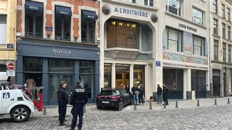 Paris: une boutique Louis Vuitton cambriolée, une enquête ouverte